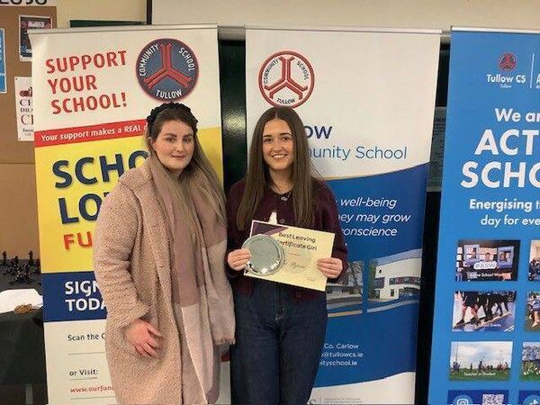 Best Leaving Certificate Girl Award was presented to Ella Byrne by Kerri Lee Nolan from AIB Bank