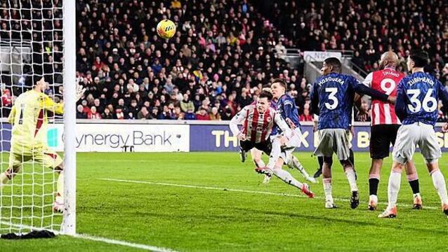 Arsenal’s title hopes hit by Keane Lewis-Potter equaliser for Brentford
