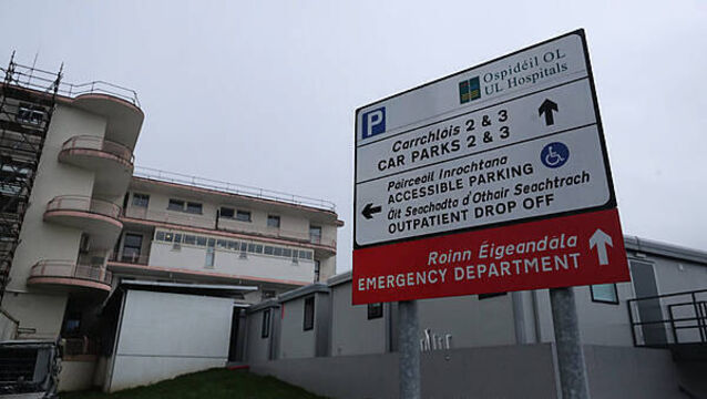 Trolley watch: 598 patients waiting for beds in hospitals