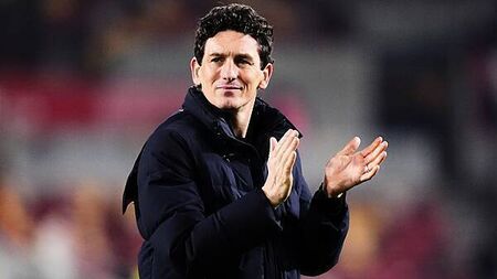 Brentford boss Keith Andrews visits Macclesfield dressing room after FA Cup win