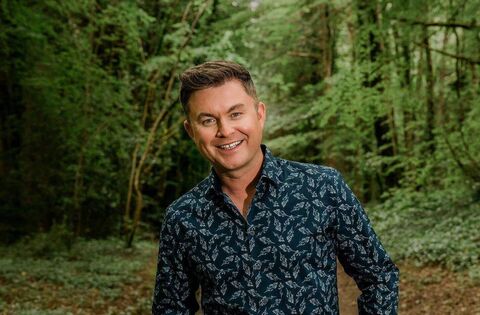 Country singer Michael back on the road following heart attack