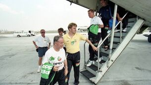 <p>Andy Townsend follows Charlie O'Leary off the plane as Ireland arrive for USA '94. Photo: INPHO/Billy Stickland.</p> <p>Andy Townsend follows Charlie O'Leary off the plane as Ireland arrive for USA '94. Photo: INPHO/Billy Stickland.</p>