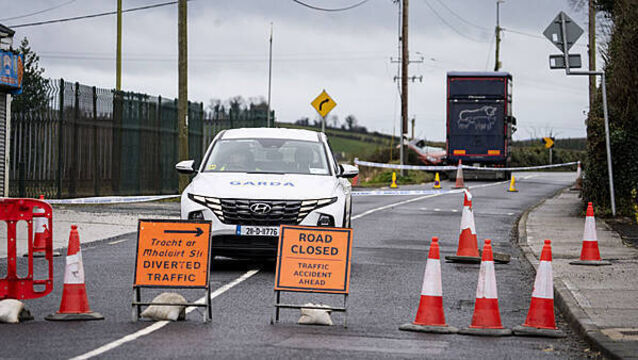 Two teenagers die following collision between lorry and car in Donegal