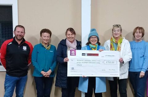 Schools receive windfalls of €750 each from Kildavin Clonegal GAA club