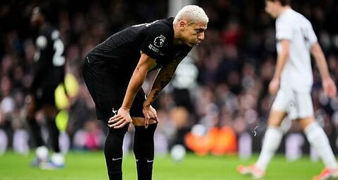 Tottenham’s relegation fears deepen as losing run extends at Fulham