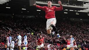 Jurrien Timber hands Arsenal crucial win over 10-man Chelsea Jurrien Timber hands Arsenal crucial win over 10-man Chelsea