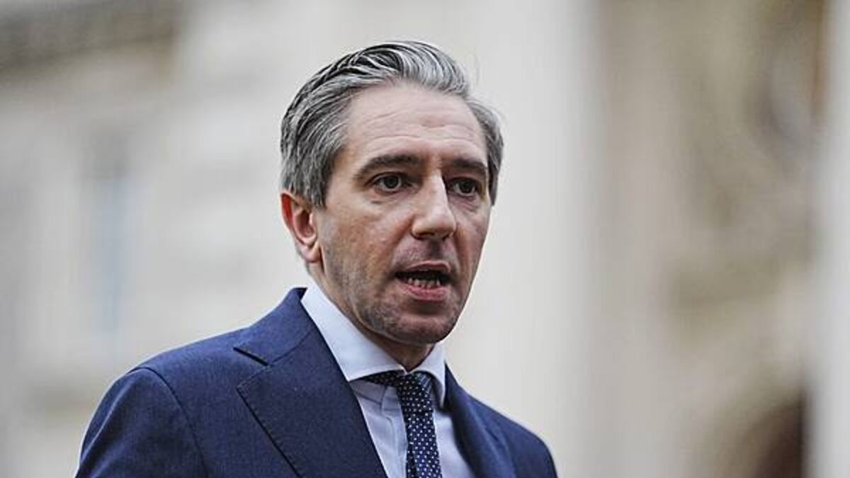 No change to threat level in Ireland, Simon Harris says