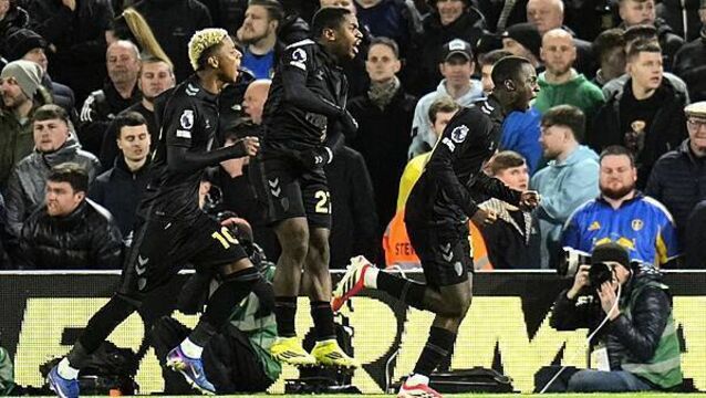 Leeds pay penalty as Habib Diarra fires Sunderland to victory