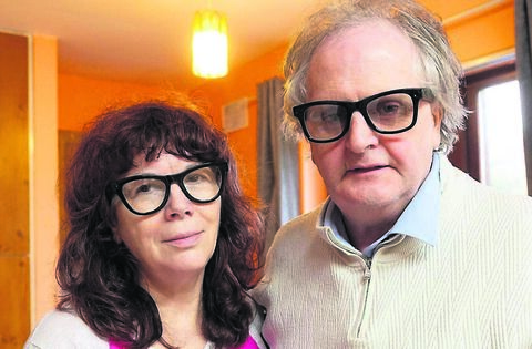 Smart Glasses Restore Independence for Couple with Sight Loss – World Glaucoma Day Awareness