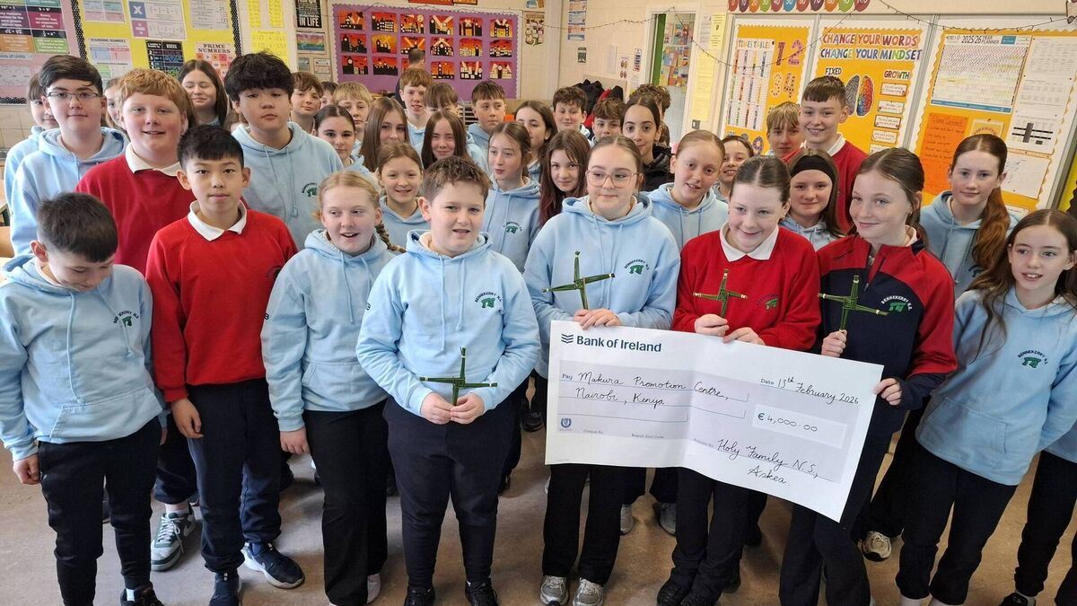Sale of St Brigid’s crosses raise €5,000 for two worthy charities