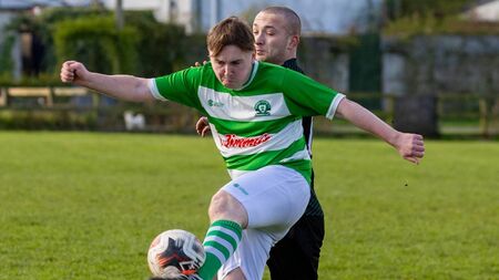 Second half goals keep Bagenalstown in title hunt