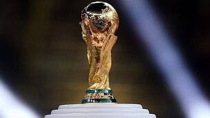 Cheltenham Day Two live: II Etait Temps wins the Champions Chase