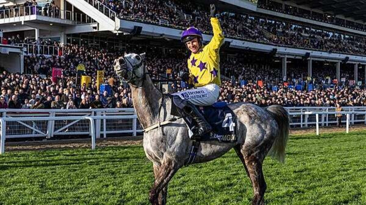 Cheltenham Day Two: II Etait Temps wins the Champions Chase