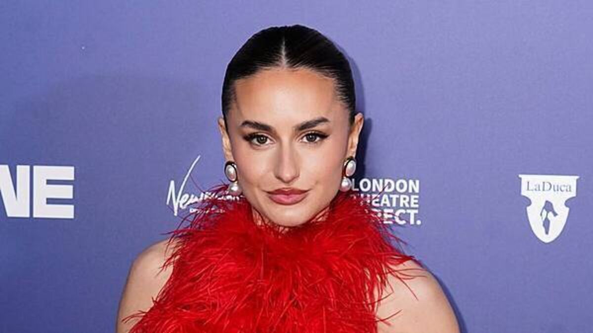 Amber Davies pulls out of Legally Blonde musical shows with ‘lingering illness’