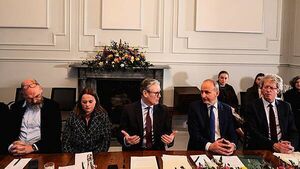 Micheál Martin and Keir Starmer meet with business leaders in Cork