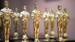 Stars send messages of support to TV dating coach Mel Schilling