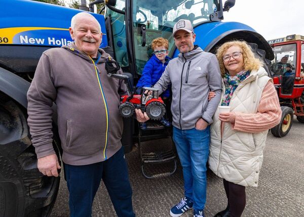 Noel, Danny, Shane and Vivienne Deere enjoying the day out 