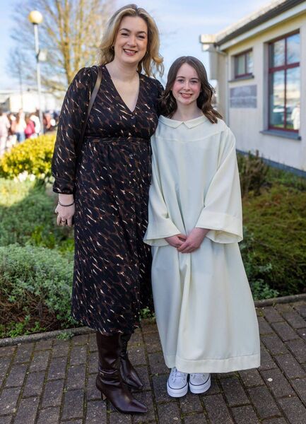 Saoirse Díring and sponsor Niamh Kane
