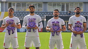 Tiger Woods arrested on DUI charge after Florida rollover crash