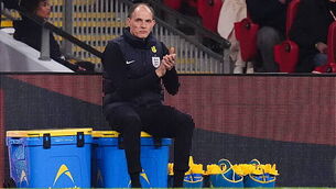 Alexander Isak nets first Liverpool goal and Hugo Ekitike sees red after winner