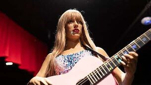 Full scope for terms of spinal surgery review to be extended, says Donnelly