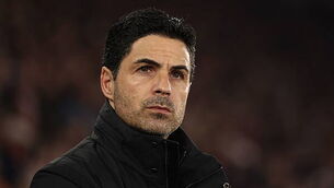 Anthony Joshua makes appearance in London at Derek Chisora’s farewell fight Anthony Joshua makes appearance in London at Derek Chisora’s farewell fight