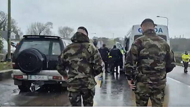 Gardaí break up Whitegate blockade after standoff with protesters