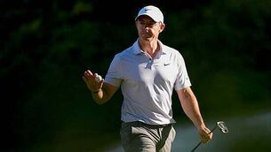 Racegoers hoping for sunshine and good luck ahead of Grand National