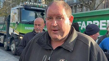 Fuel protesters in Dublin ‘ambushed’ in late-night Garda operation, spokesman says