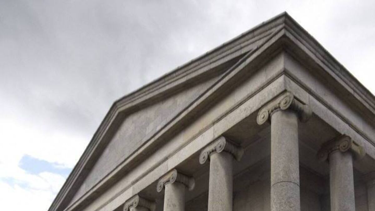 Shopped at Brown Thomas and Dublin airport using fraudulent card, Carlow court told 