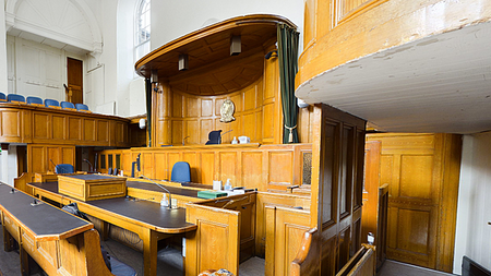 Drug Treatment Courts should be used as alternative to prison nationwide, senator says