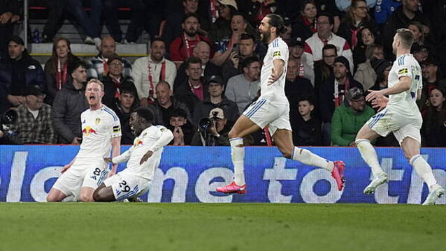 Leeds snatch last-gasp equaliser at Bournemouth to move to brink of safety