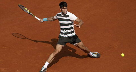 Carlos Alcaraz’s hopes of third straight French Open title ended by injury