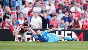 Football fans 'outraged' over price of new Ireland jerseys