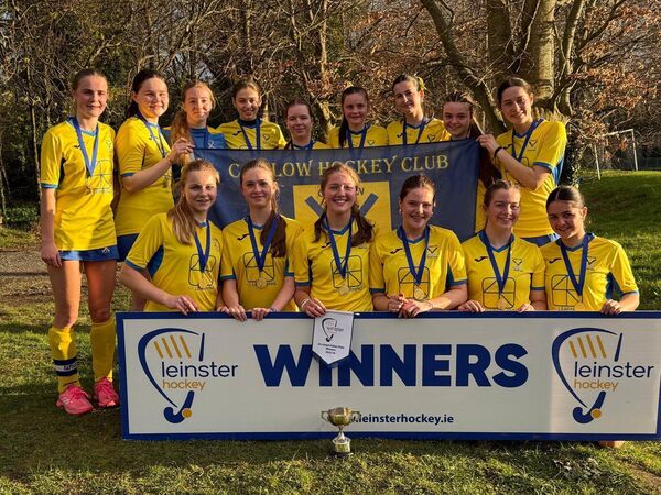 Carlow HC Inter 1 team; Junior Jacqui Potter Plate winners.