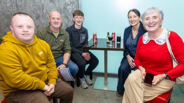 Jamie and James Murnane, Mark Hickey, Sandra Murnane and Teresa Ryan