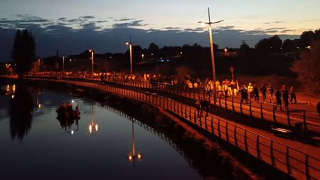 ‘Darkness into Light’ walk in Carlow got underway to the sound of bagpipes