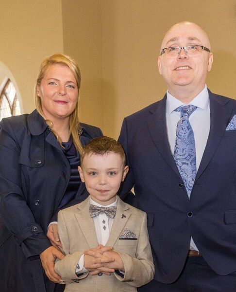 Elijah Riddall and his parents