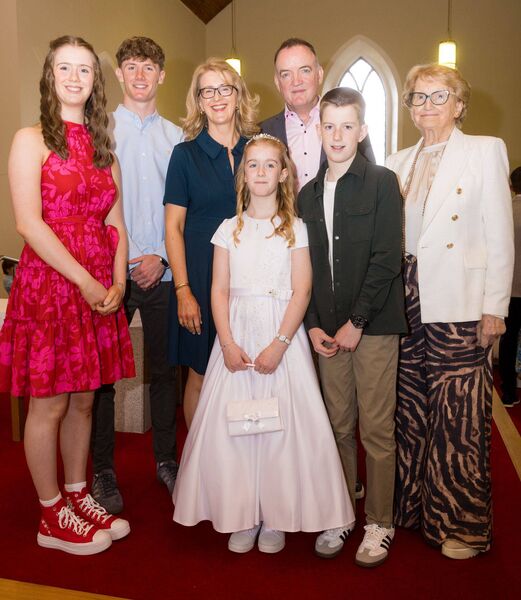 Heidi Byrne is pictured with her family 