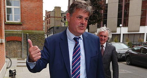 RTÉ bosses arrive for meeting with Communications Minister