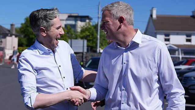 Gap between Thomas and Kyne narrows after transfers from eliminated FF candidate
