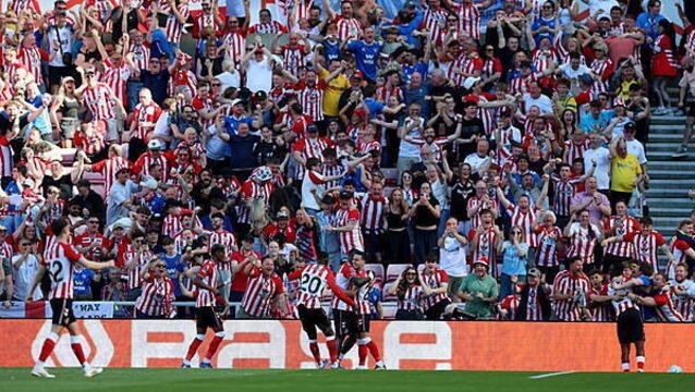 Sunderland earn Europa League place with win over 10-man Chelsea