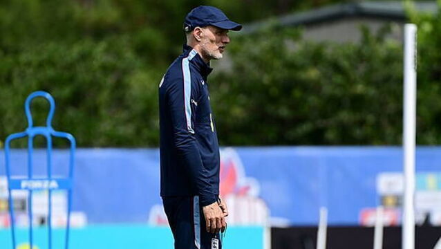 England begin World Cup preparations with first training session in USA