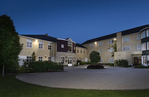 Seven Oaks Hotel goes on market seeking more than €7.5 million