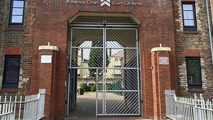 Man dies in single vehicle collision in Offaly Man dies in single vehicle collision in Offaly