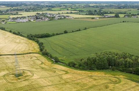 Plans unveiled for €2bn green energy project outside Tullow