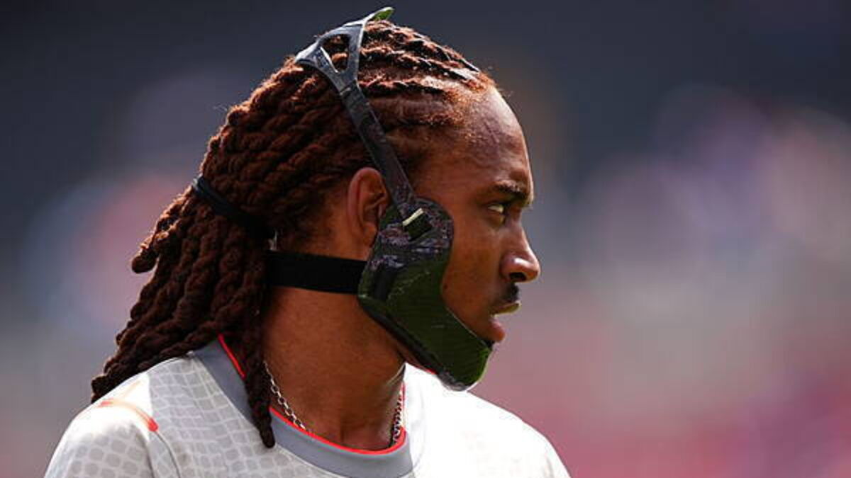 Djed Spence reveals he will have to play whole World Cup in protective mask