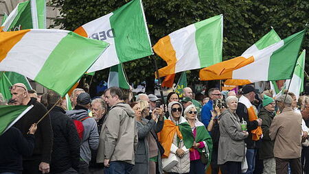 O'Connell Street closed to traffic due to anti-migrant protest