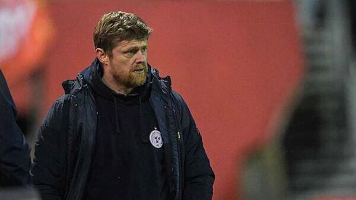 Brentford appoint Damien Duff as assistant manager