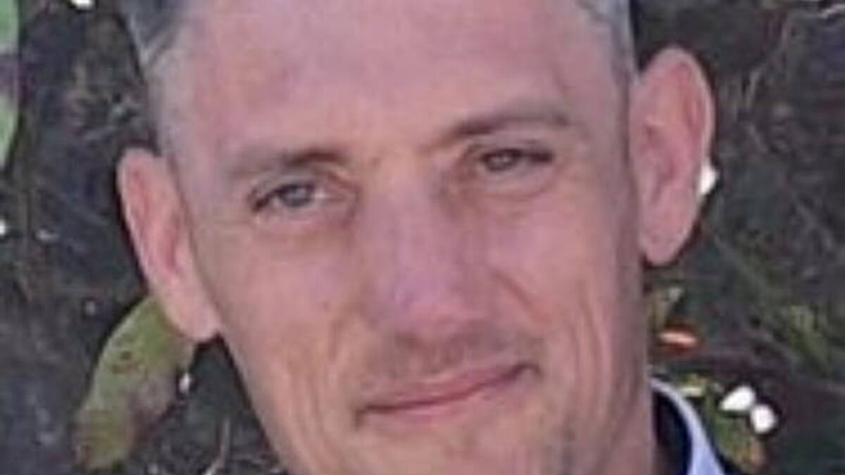 Murder trial hears postman unable to breathe after jaw broken into fragments